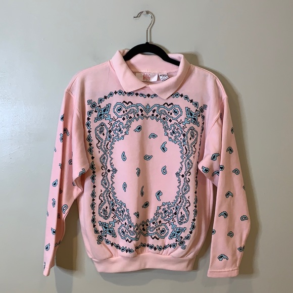 Vintage Sweaters - SOLD B.O.G Sport Vintage Sweater Women’s Pullover collar Bandana Graphic Sweater